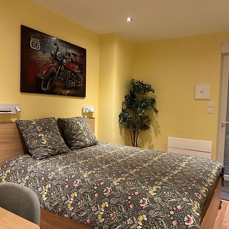 Loft Spa Reims-Fr 250M2 Privatifs, Piscine Interieure Chauffee, Spa Et Parking Luaran gambar