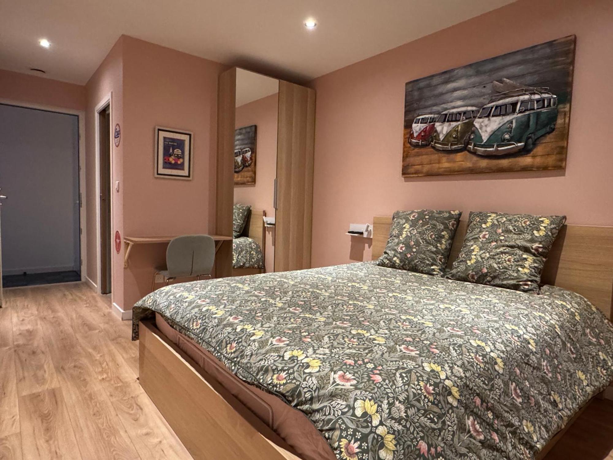 Loft Spa Reims-Fr 250M2 Privatifs, Piscine Interieure Chauffee, Spa Et Parking Luaran gambar